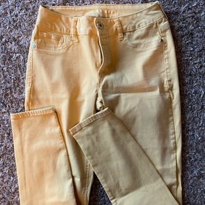 Yellow skinny jeans size S-Regular